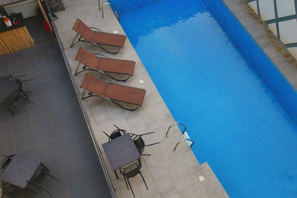 Glee Hotel Aliayabiagba ภายนอก รูปภาพ